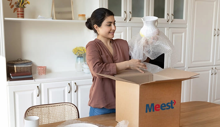 How to Pack Fragile Items for International Shipping